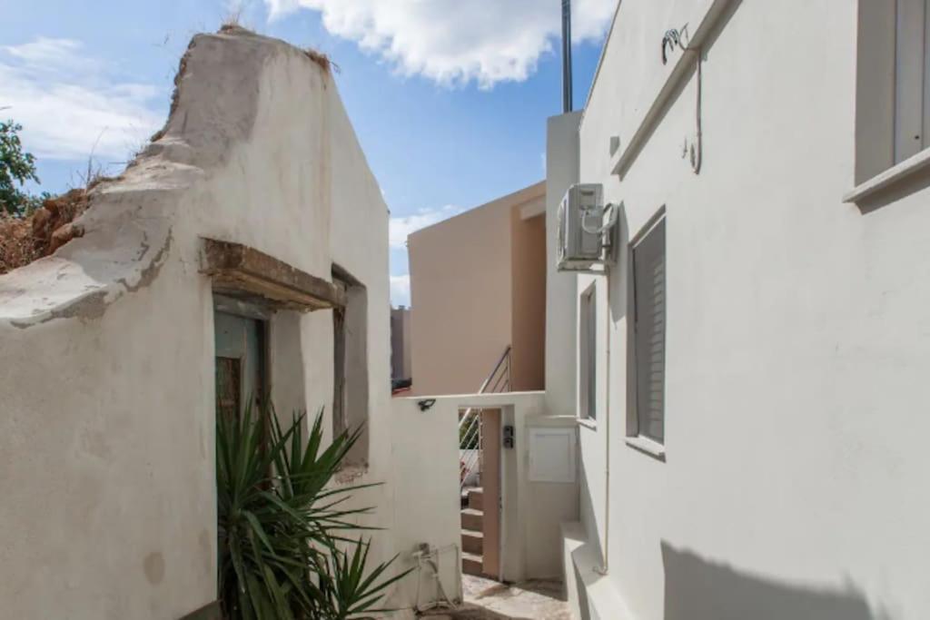 Ferienwohnung Newly Reconstructed Flat 107Sqm! Chania  Exterior foto